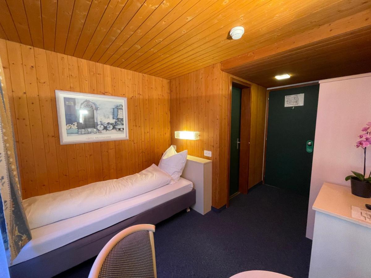 Dinh Residence Zweisimmen Dış mekan fotoğraf
