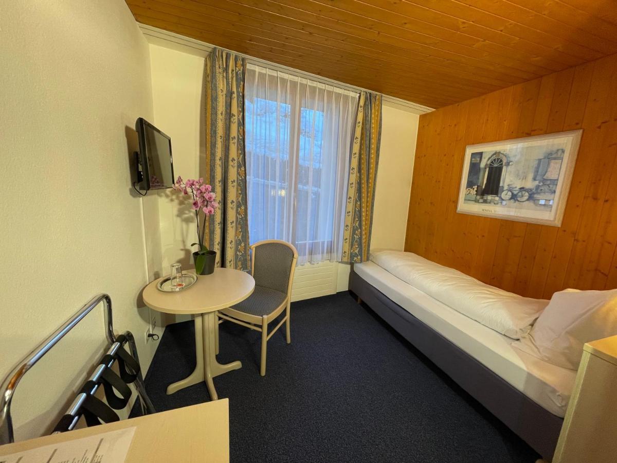 Dinh Residence Zweisimmen Dış mekan fotoğraf