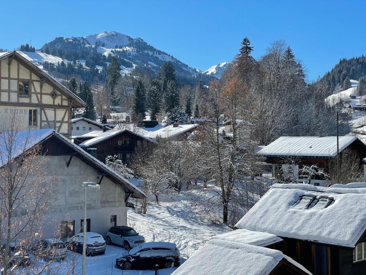Dinh Residence Zweisimmen Dış mekan fotoğraf